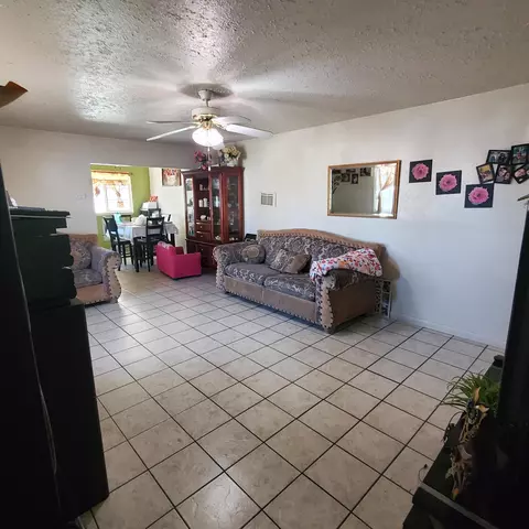 44721 E 6th St, Lancaster, CA 93535 photo 17