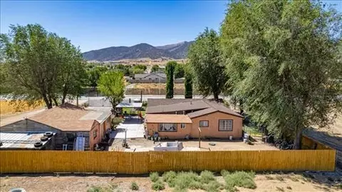 260 Pinon St, Tehachapi, CA 93561 photo 27