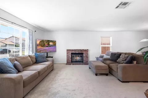 149 Ave R-3 E, Palmdale, CA 93550 photo 5