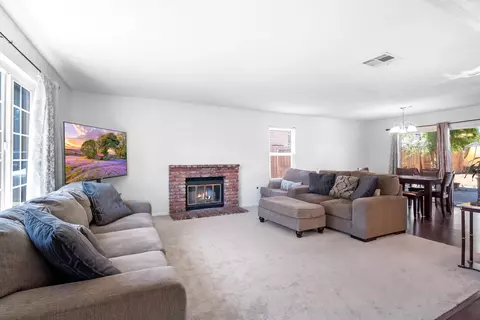 149 Ave R-3 E, Palmdale, CA 93550 photo 6