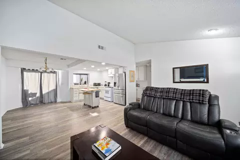 43041 Fairlee Dr, Lancaster, CA 93536 photo 14