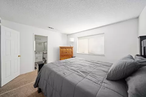 43041 Fairlee Dr, Lancaster, CA 93536 photo 16
