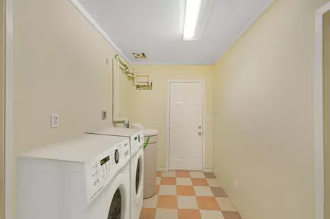 40521 156th St, Lake Los Angeles, CA 93535 photo 16
