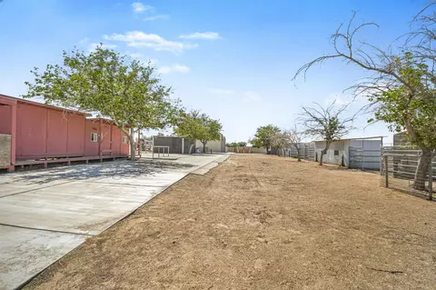 40521 156th St, Lake Los Angeles, CA 93535 photo 27