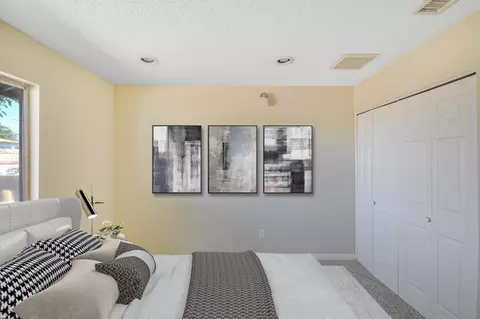 40521 156th St, Lake Los Angeles, CA 93535 photo 11