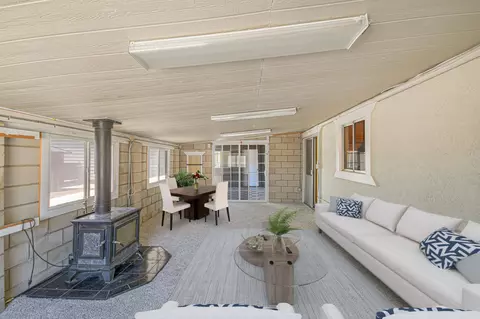 40521 156th St, Lake Los Angeles, CA 93535 photo 15