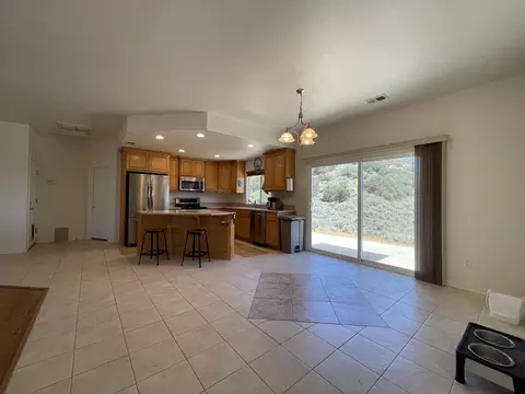 26380 Winchester Ct, Tehachapi, CA 93561 photo 8