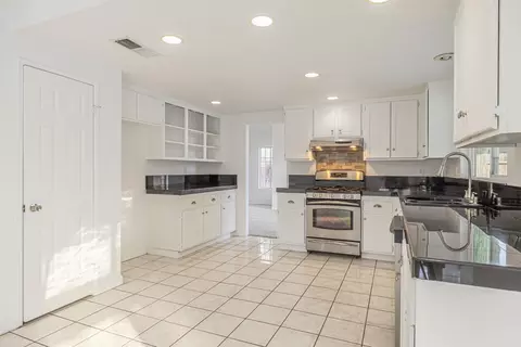 44445 Shadowcrest Dr, Lancaster, CA 93536 photo 11