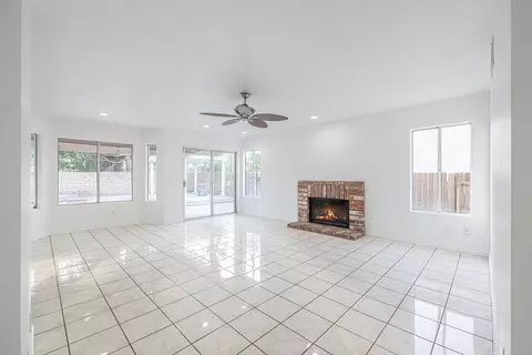 44445 Shadowcrest Dr, Lancaster, CA 93536 photo 14
