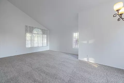 44445 Shadowcrest Dr, Lancaster, CA 93536 photo 4