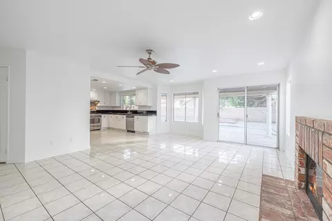 44445 Shadowcrest Dr, Lancaster, CA 93536 photo 16