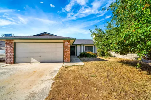 117 Chaparrel St, Tehachapi, CA 93561 photo 2