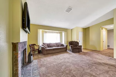 117 Chaparrel St, Tehachapi, CA 93561 photo 6