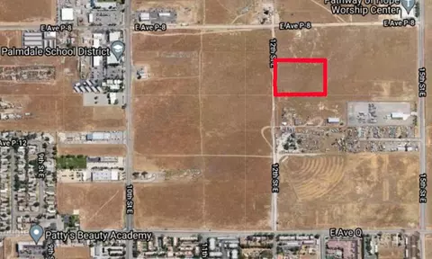 12 Th St E, Palmdale, CA 93550 photo 2