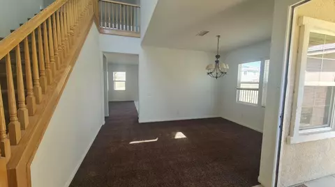 43639 32nd St E, Lancaster, CA 93535 photo 2