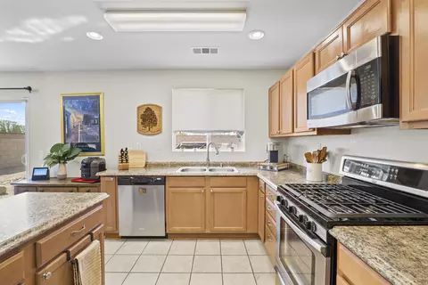3320 James Ct, Lancaster, CA 93535 photo 15