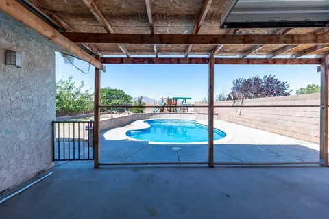 37453 29th St E, Palmdale, CA 93550 photo 22
