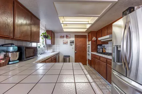 37453 29th St E, Palmdale, CA 93550 photo 8