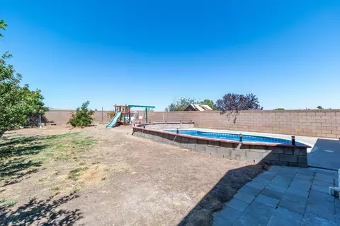 37453 29th St E, Palmdale, CA 93550 photo 24