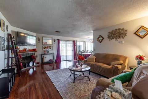 37453 29th St E, Palmdale, CA 93550 photo 4