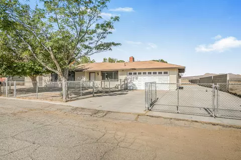 40953 E 156th St, Lancaster, CA 93535 photo 1