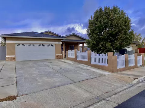 119 Brentwood Dr, Tehachapi, CA 93561 photo 1