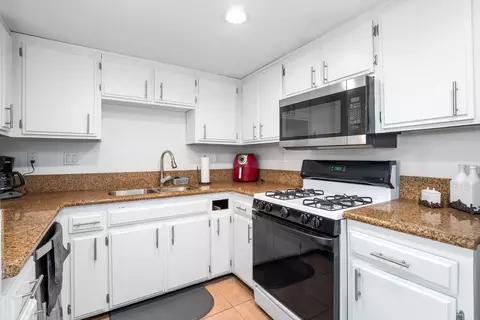 44200 Kingtree Ave UNIT 24, Lancaster, CA 93534 photo 10