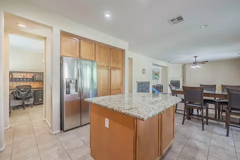 44848 Mariposa Dr, Lancaster, CA 93536 photo 11