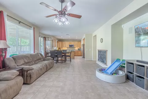 44848 Mariposa Dr, Lancaster, CA 93536 photo 16