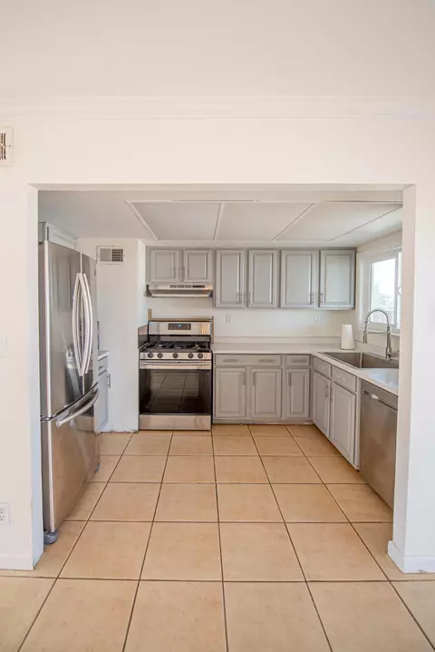 21490 Santa Maria Dr, Tehachapi, CA 93561 photo 9