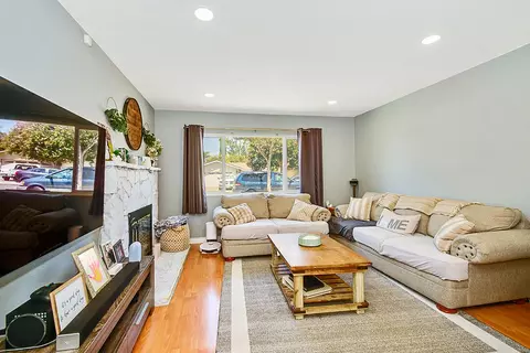 830 Ventura Ave, Simi Valley, CA 93065 photo 9