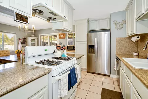 830 Ventura Ave, Simi Valley, CA 93065 photo 13
