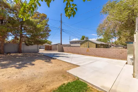 44533 Fig Ave, Lancaster, CA 93534 photo 34