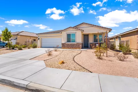 45719 Chama Dr, Lancaster, CA 93535 photo 2