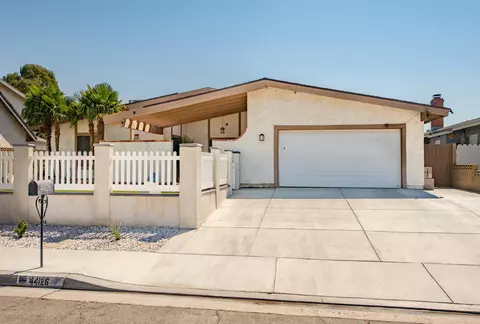 44126 Precise St, Lancaster, CA 93536 photo 2