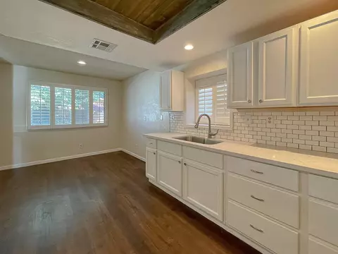 43241 Echard Ave, Lancaster, CA 93536 photo 6