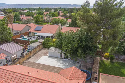 43241 Echard Ave, Lancaster, CA 93536 photo 29