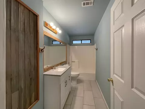 43241 Echard Ave, Lancaster, CA 93536 photo 19