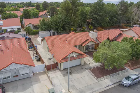 43241 Echard Ave, Lancaster, CA 93536 photo 38