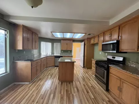 39928 Gorham Ln, Palmdale, CA 93551 photo 9