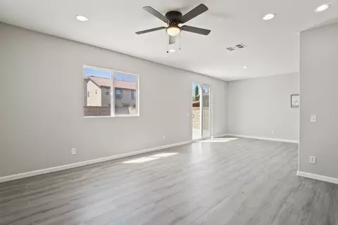 44335 57th St, Lancaster, CA 93536 photo 13