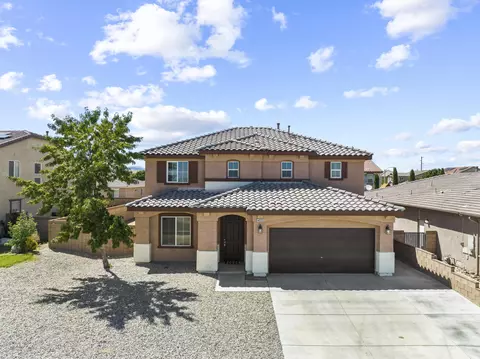 44335 57th St, Lancaster, CA 93536 photo 2
