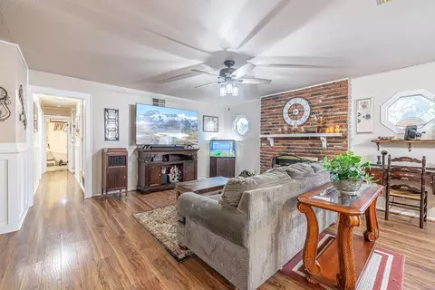 1809 Jenner St, Lancaster, CA 93534 photo 13
