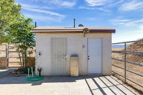 24845 Zambizi Way, Tehachapi, CA 93561 photo 38