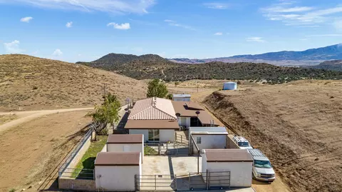 24845 Zambizi Way, Tehachapi, CA 93561 photo 1