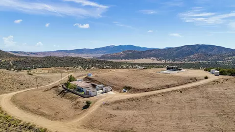 24845 Zambizi Way, Tehachapi, CA 93561 photo 48