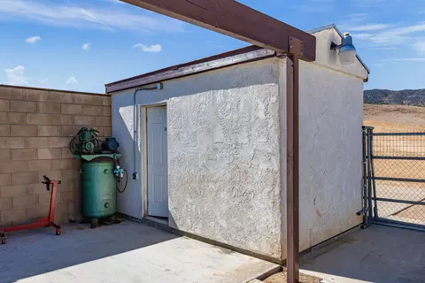 24845 Zambizi Way, Tehachapi, CA 93561 photo 30