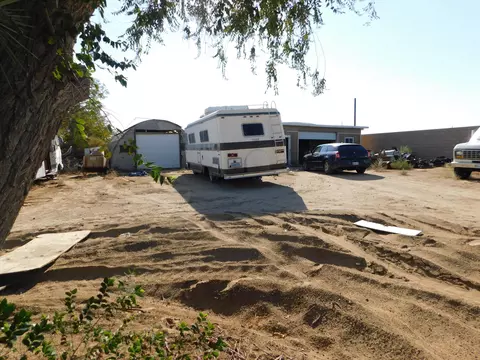 42530 E 6th St, Lancaster, CA 93535 photo 4