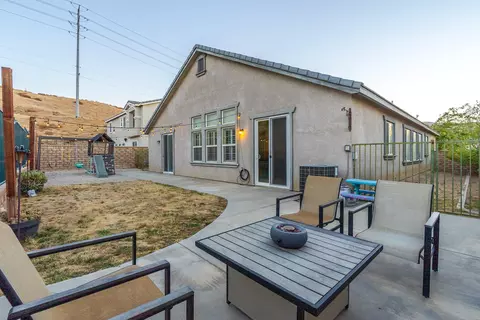 37116 Kingcup, Palmdale, CA 93551 photo 35