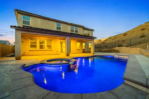 2728 Bower Pl, Palmdale, CA 93551 photo 3